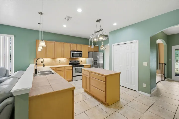Large kitchen, plenty of room for cooking and baking!
