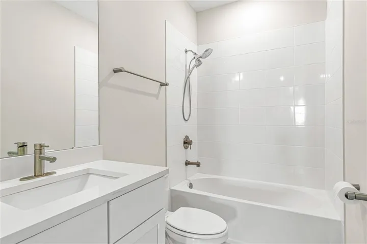 2nd bathroom