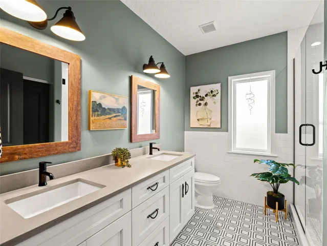 2nd floor guest bath