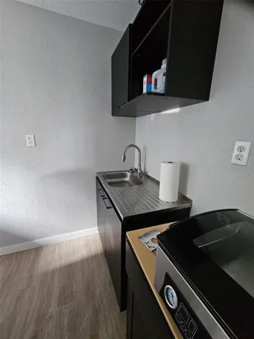 Honey Room Wash Sink area