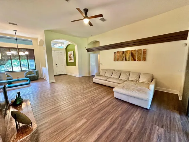 20x16 Living Room