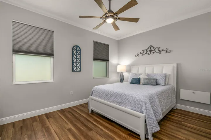 Guest bedroom