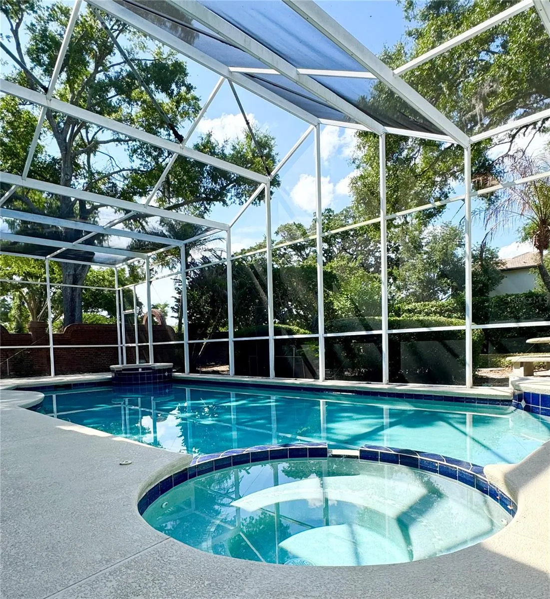 POOL &amp; HEATED SPA