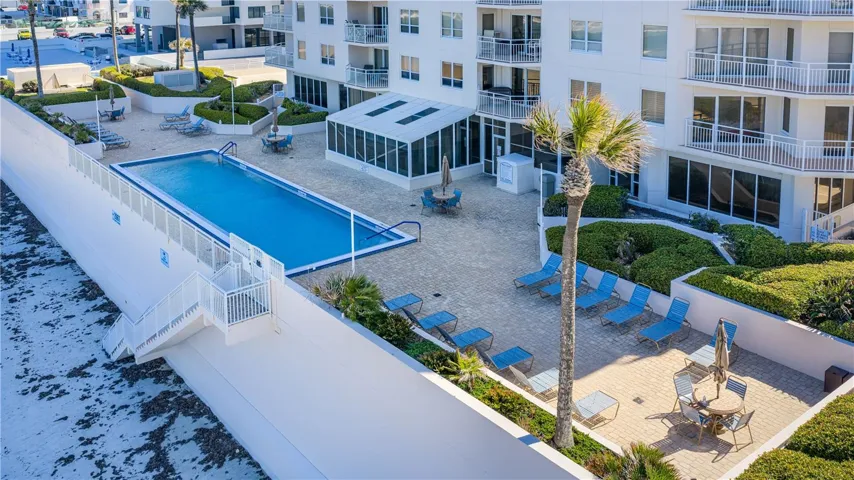 OCEANS 6 view of Pool Deck, sitting areas