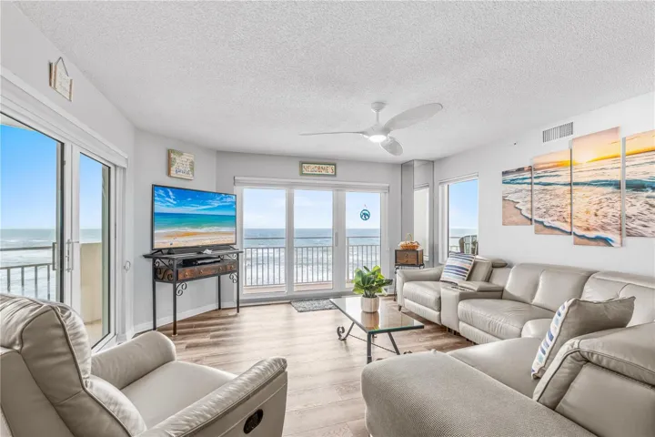 Living with 2 Sets of Sliders NE VIEW