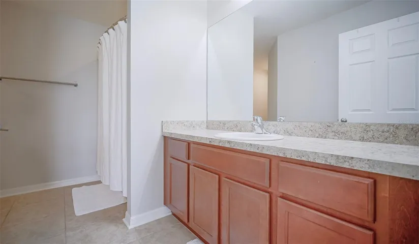 Owner’s bathroom