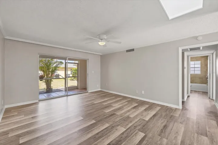 Living Room/Dining Room Combination