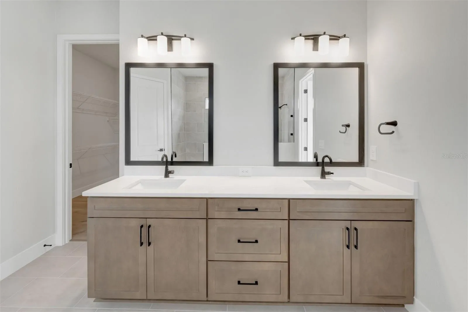 Owner's Bath