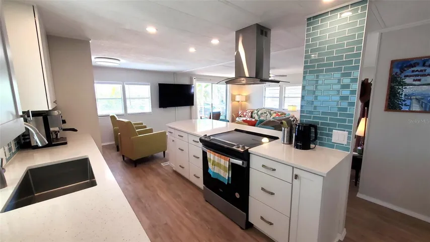 Open kitchen