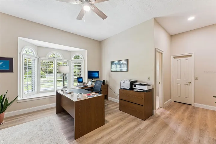 Office /Bedroom 2,