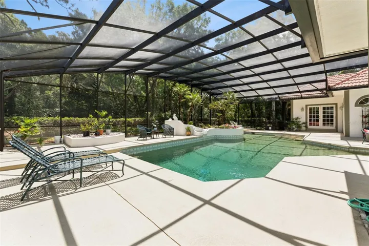 Pool Lanai