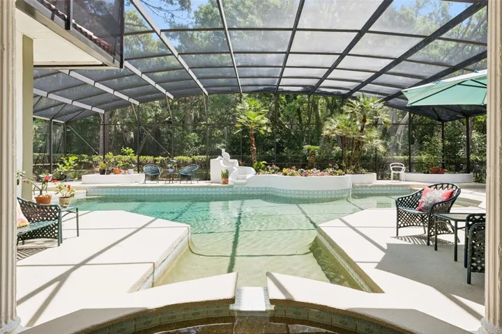 Screened Pool