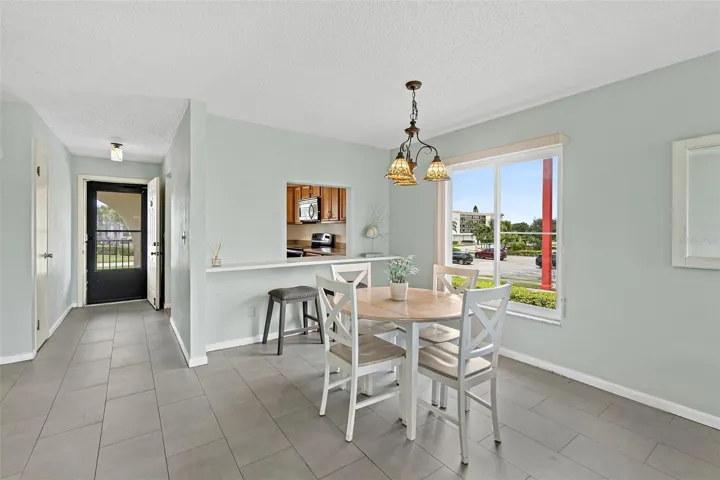 Dining area with kitchen pass-through