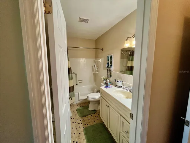 1170