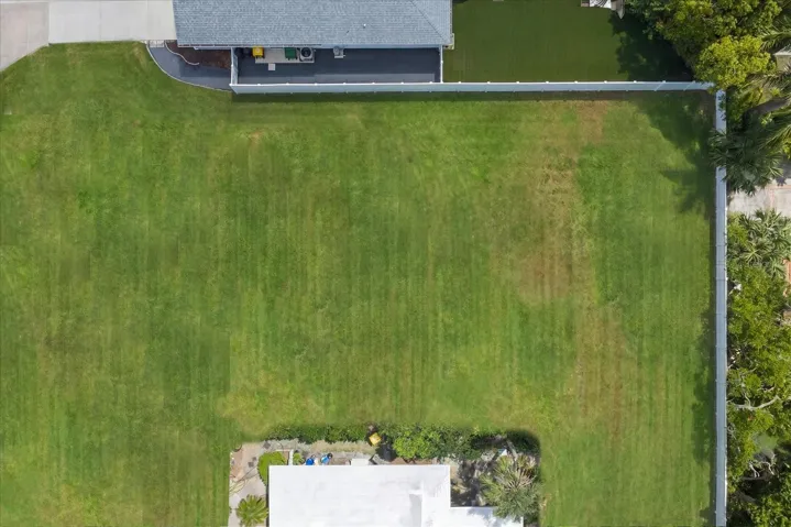 Virtual Photo with house removed