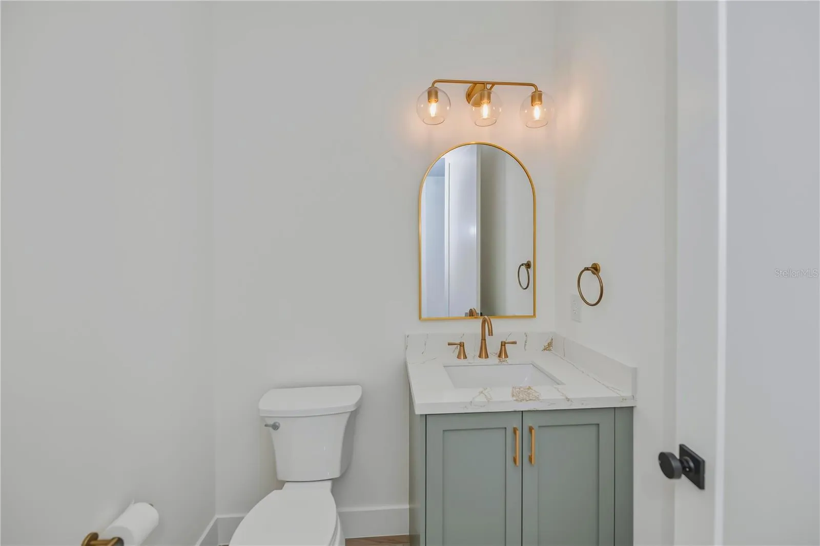 1st Floor Guest Half Bath
