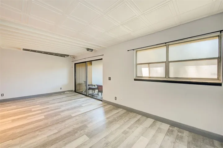 BEDROOM TO LIVING