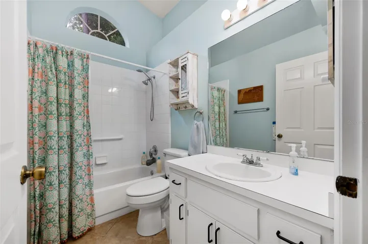 Bathroom #2