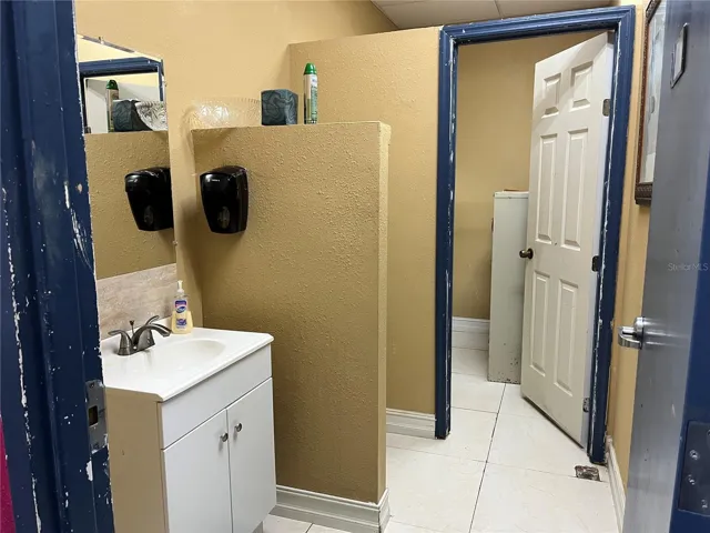 1170