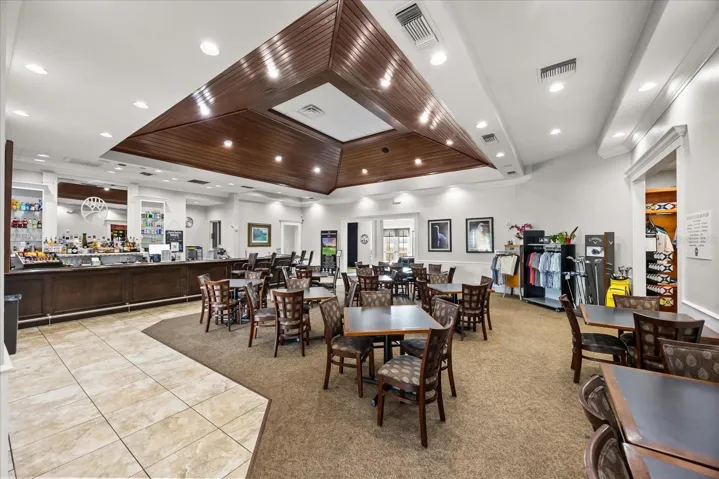 19th Wave Restaurant at the Deer Island Golf Clubhouse