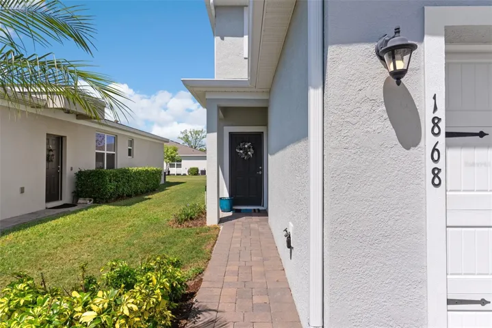 FRONT WALKWAY