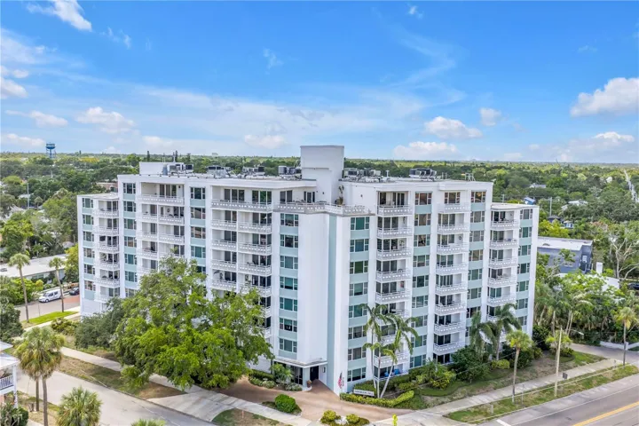 Harbour Hill Condos located at 700 Beach Dr NE