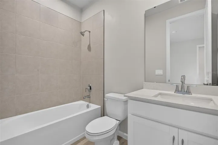 Bedroom 2 ensuite