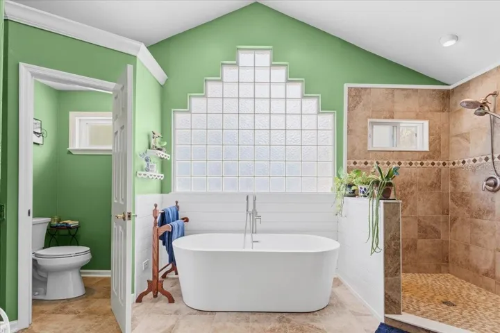 A stunning en-suite bathroom - you will love it!