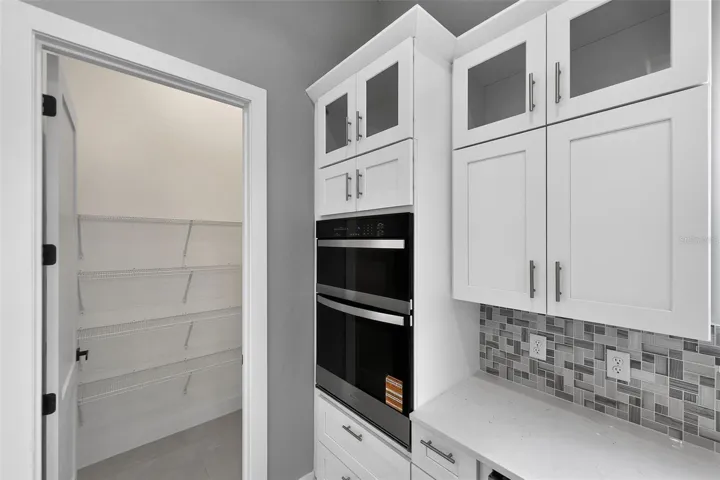 Built in Oven & Microwave - Glass Mosaic Backsplash