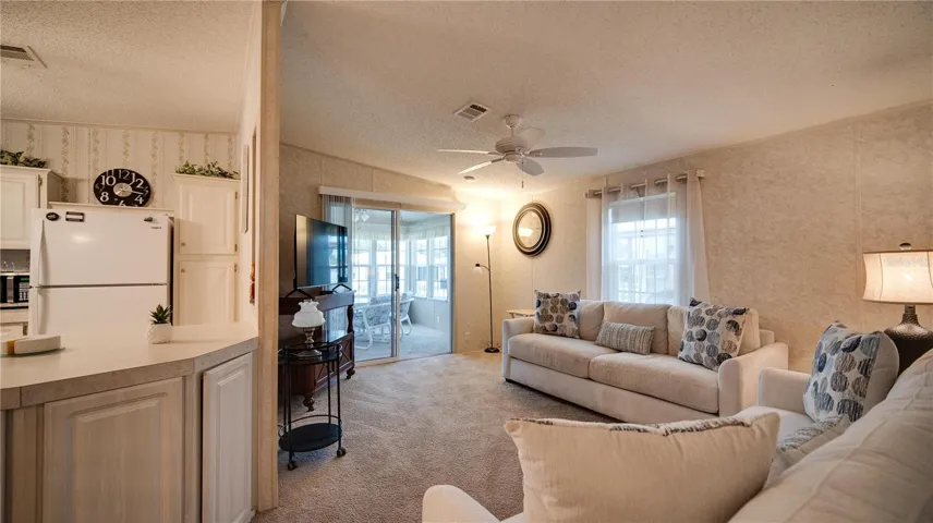 Living Room/ Kitchen