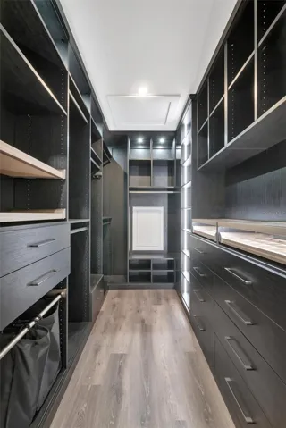 Master Bedroom Built In Closet