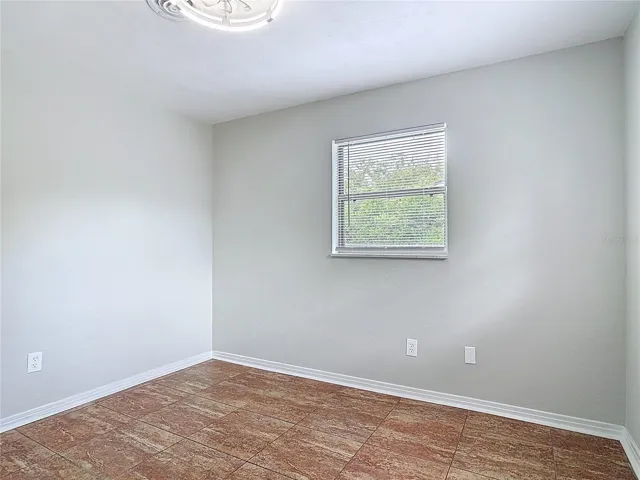 all rooms have natural light