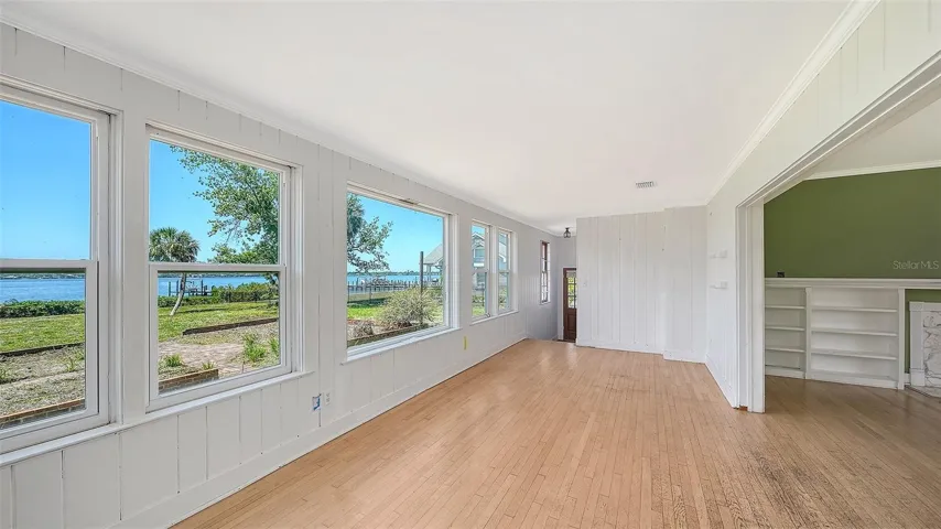 Wall of windows overlooking the River