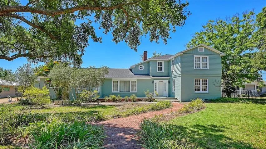 Traditional Farmhouse Style
