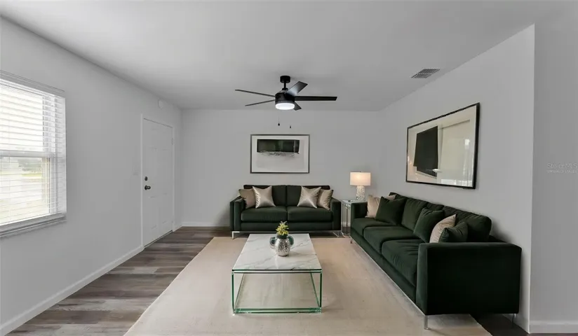 “virtually staged”