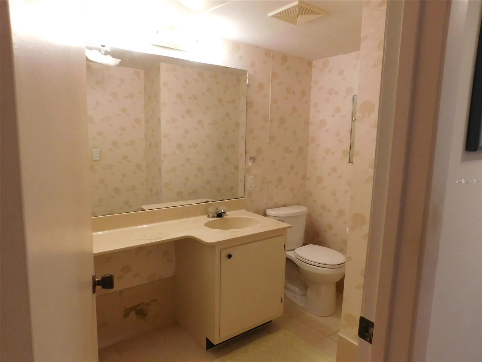 Second bathroom
