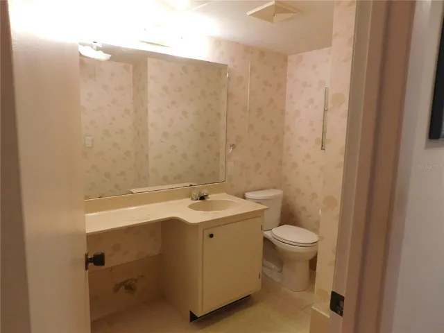 Second bathroom