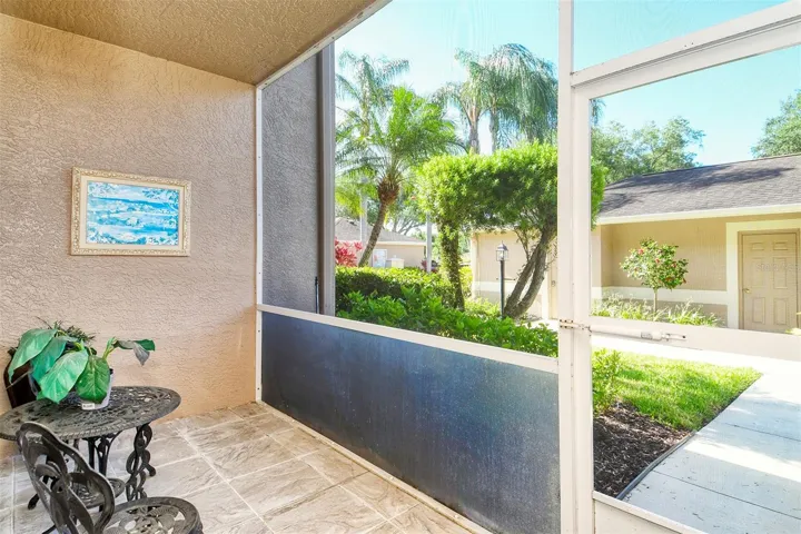 Front Lanai