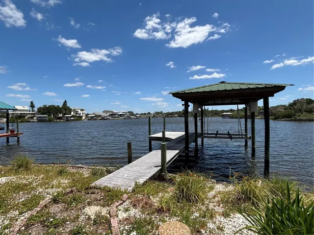 Dock and view.