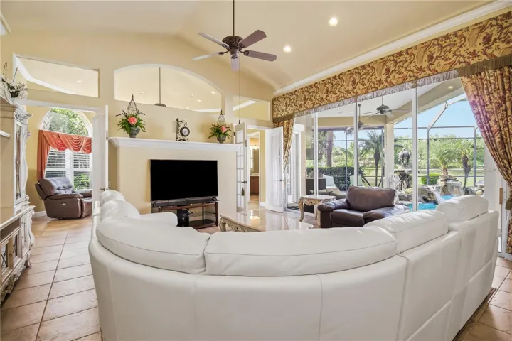 Relaxed living area with 4 panel sliders and direct outdoor views.