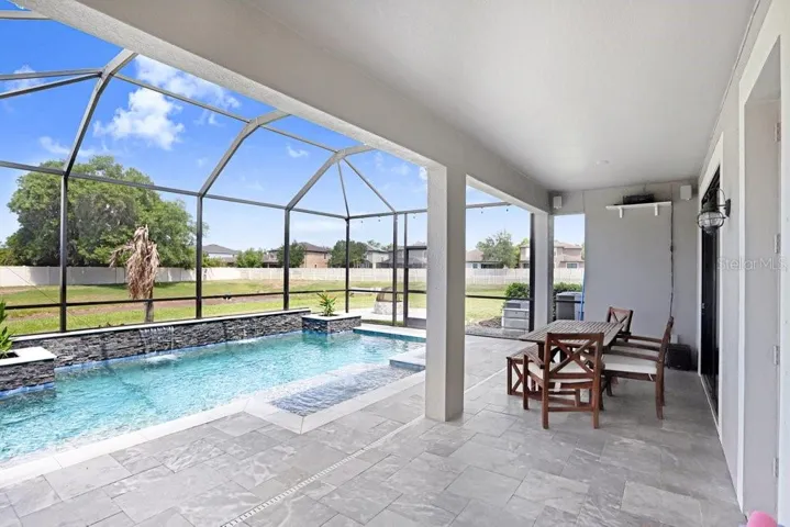 Travertine flooring