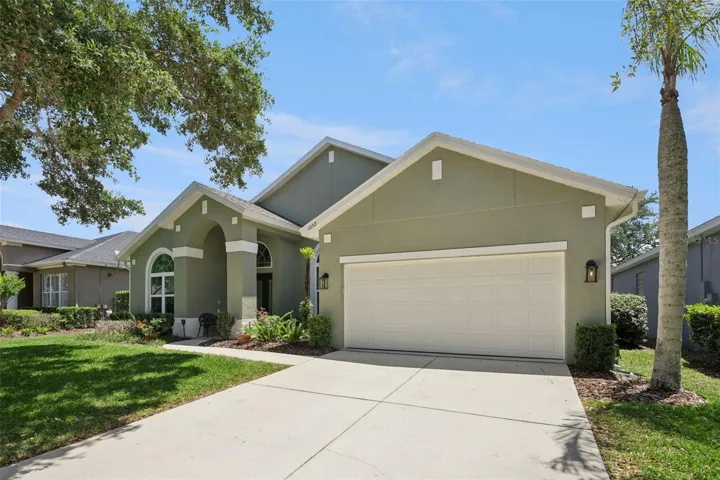 driveway up to home