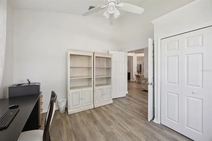 Front bedroom 2