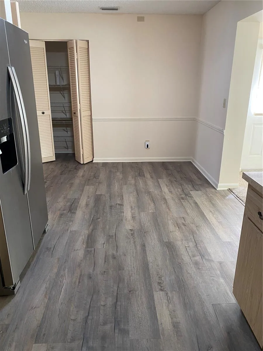 Dining room area off the kitchen