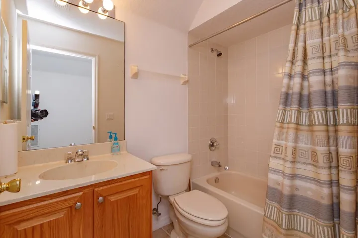 Bathroom #4