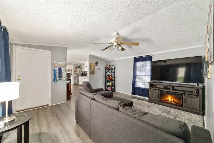 New LVP flooring througjout. Virtually staged