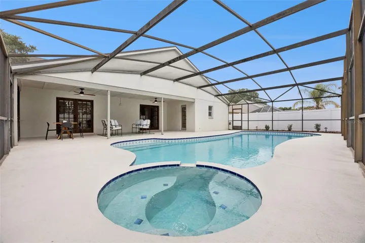 Pool with Screen Enclosure
