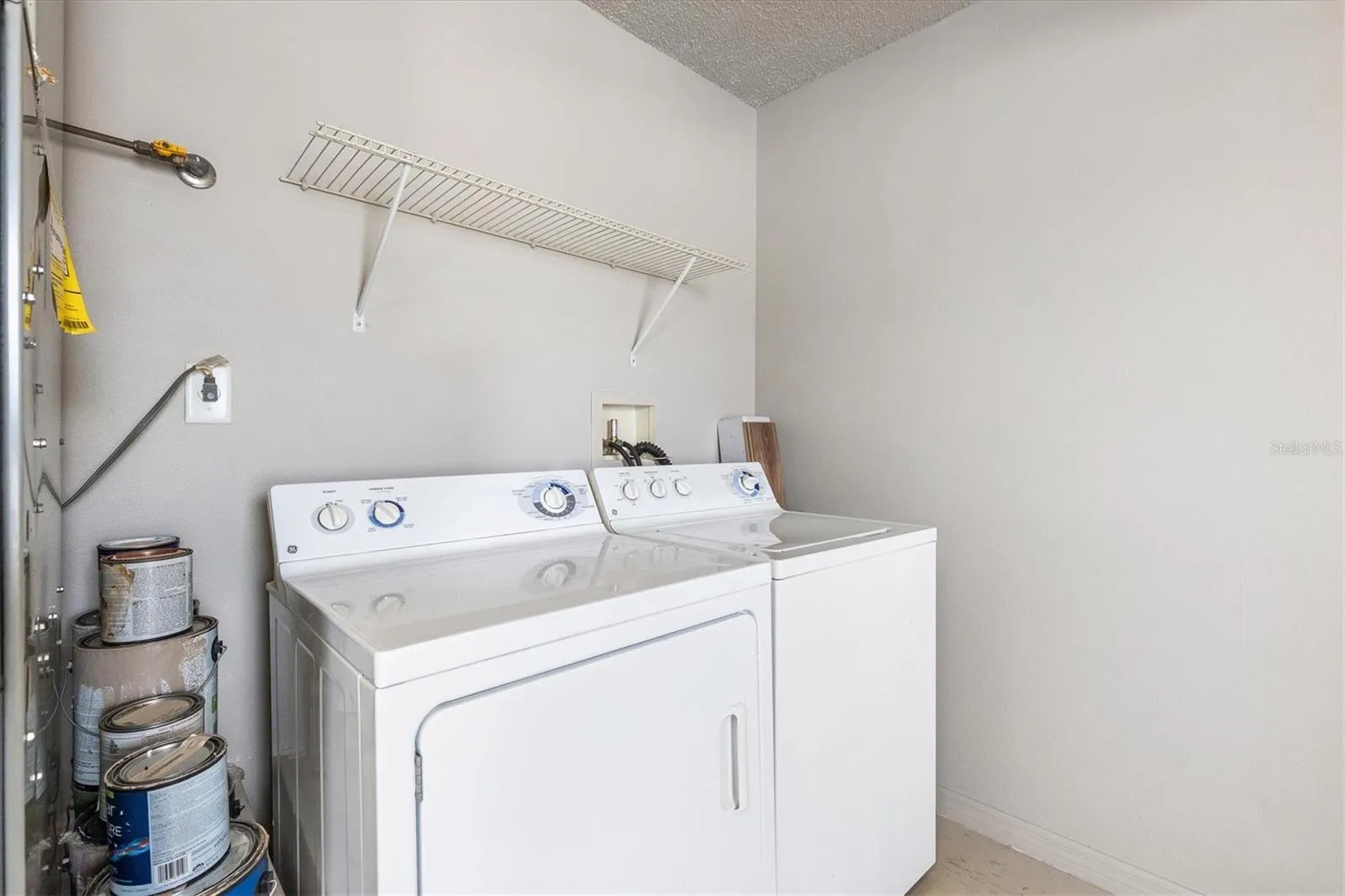 WASHER DRYER - LAUNDRY IN GARAGE