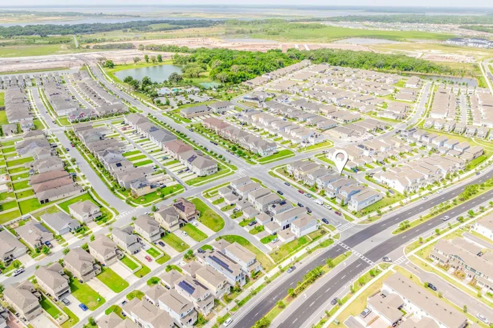 Aerial view of the home and Community.