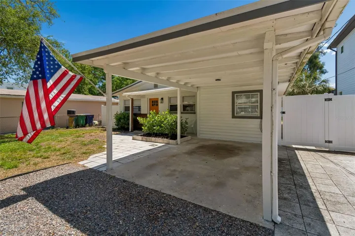 Carport